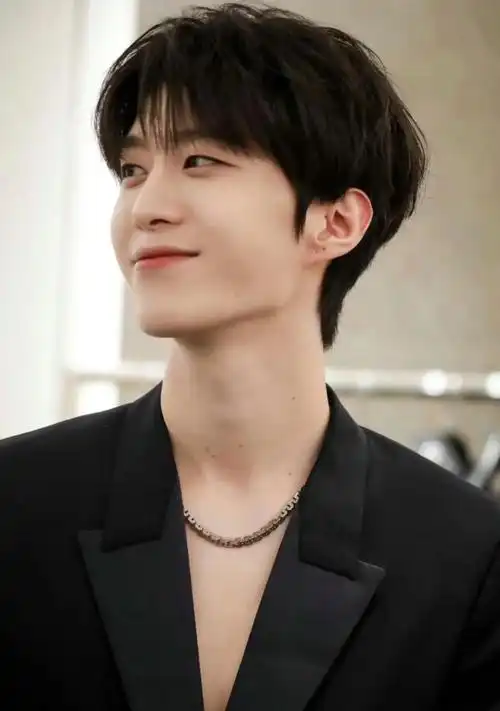 范丞丞 70张秒了#禁欲系 看完 - 抖音