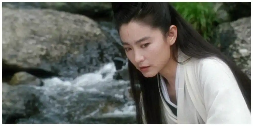 林青霞深夜晒旧照骨子里透出来的惊艳怎一个美字了得