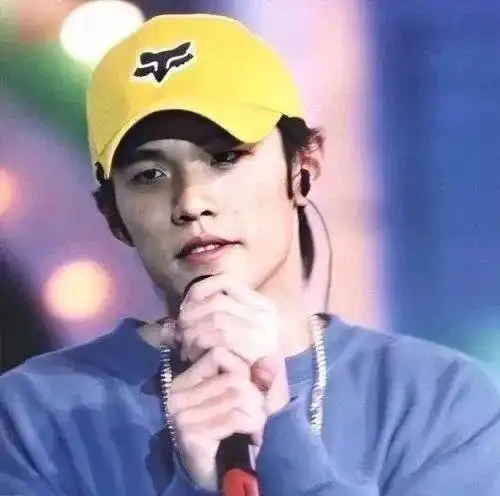 一期头像周杰伦