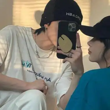 酷酷拽拽的霸气情侣头像一对两张