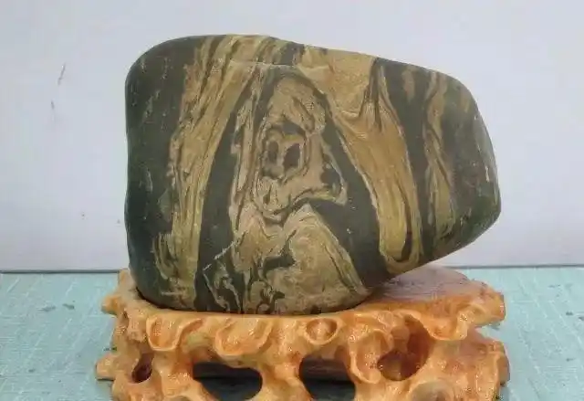 黄河捡石头最佳地点?有人发财的,掉河的,收藏成传家宝的