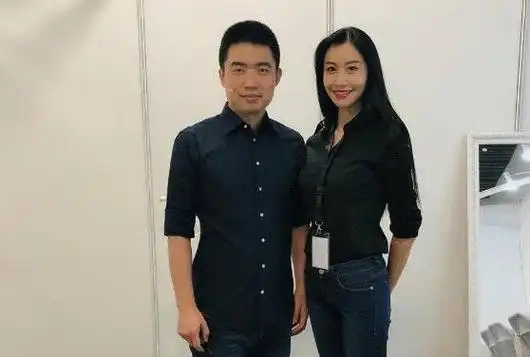 汽车之家李想老婆两人是如何相识的?