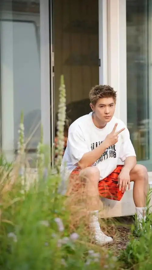 马伯骞虎纹短裤##马伯骞好city啊