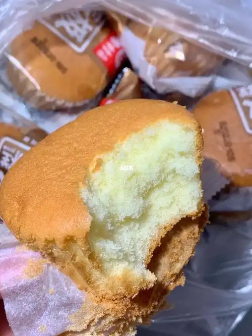 终于被我找到了小时候超市里的小蛋糕