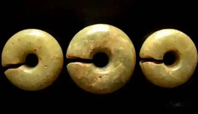 古玉界神秘的兴隆洼文化玉器