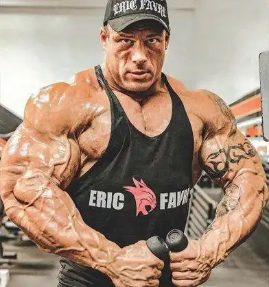 拉得动卡车拿过健美冠军还做过演员一位全能型的肌肉巨兽