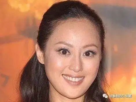 福薄女人的面相离不离婚都不会幸福注定苦命一辈子