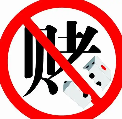 愿赌服输!男子打赌输后用胶带把自己粘在车外