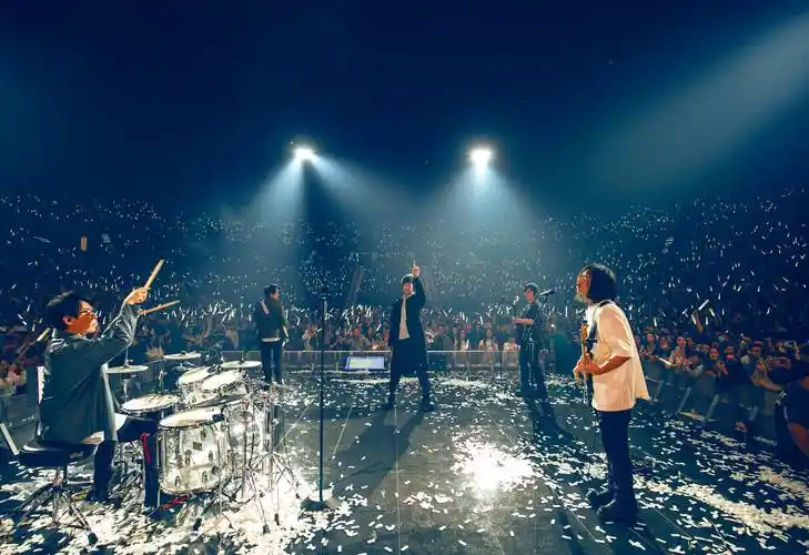 五月天巡演北美双城三场秒杀完售 吸2万2千名歌迷_拉斯维加斯_演唱会_