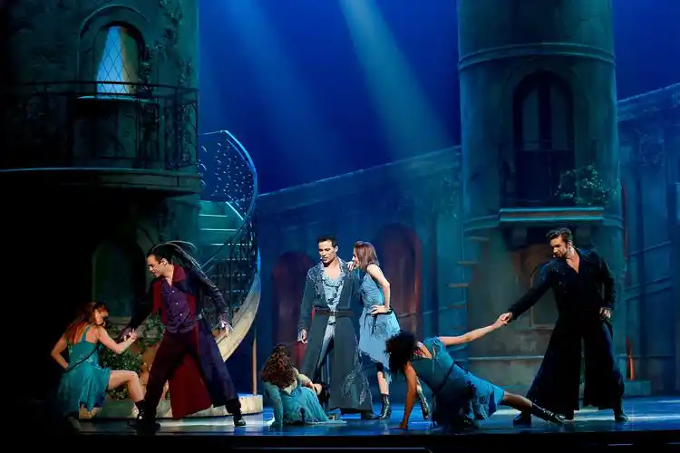 法语原版音乐剧《罗密欧与朱丽叶》登陆天津