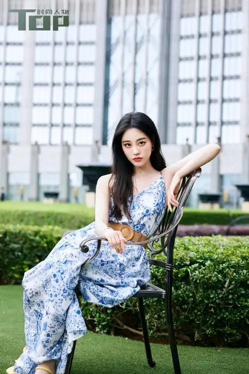 祝绪丹法式庭院大片##tops时尚人物