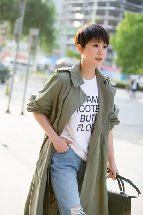 海清街拍美照曝光 浑身散发自信迷人魅力