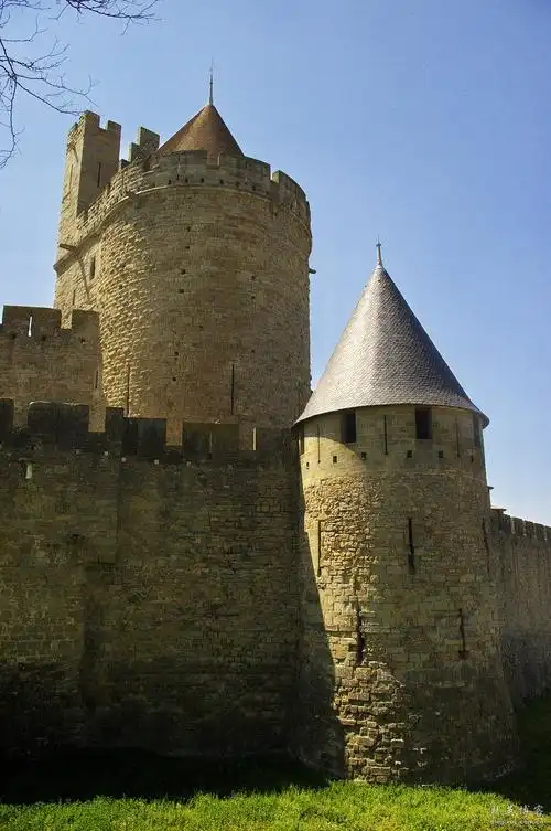 欧洲最大的古堡城市:卡尔卡松