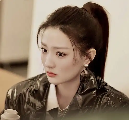 《良辰美景好时光》剧照 图片来自:@良辰美景好时光官微 徐璐妆容