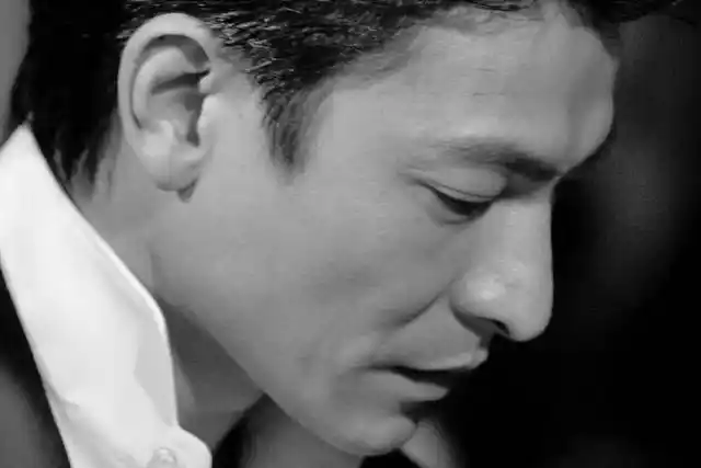 一代天王刘德华红了二十多年为何知名度这么普及