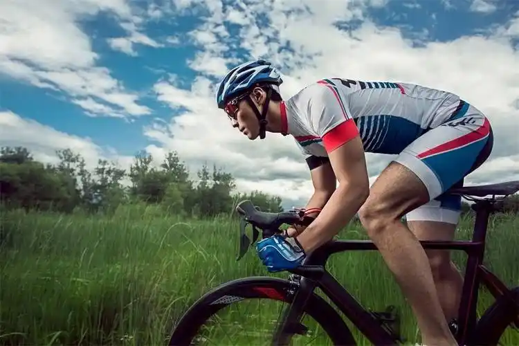 窦骁破风电影图片