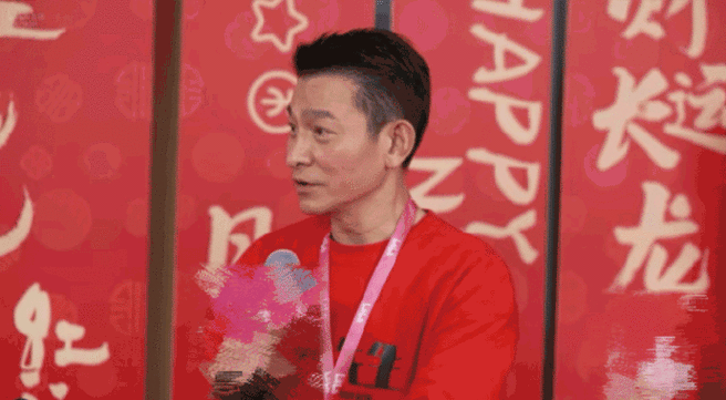 刘德华剪头发好专业