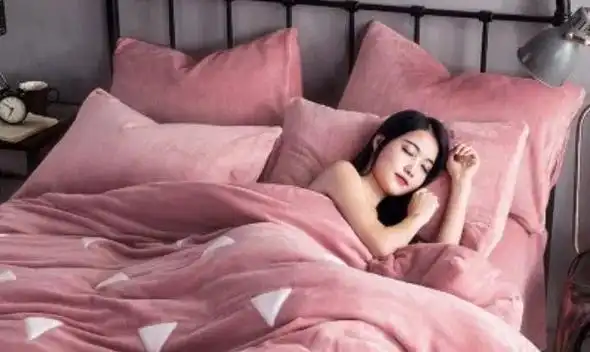 过来人告诉你睡觉时不穿内衣内裤会对身体有影响吗