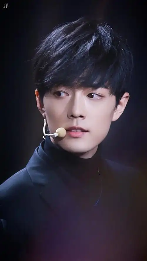 肖战爱豆时期照片