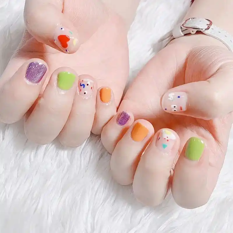 最适合春夏的童趣美甲短甲也能做哦
