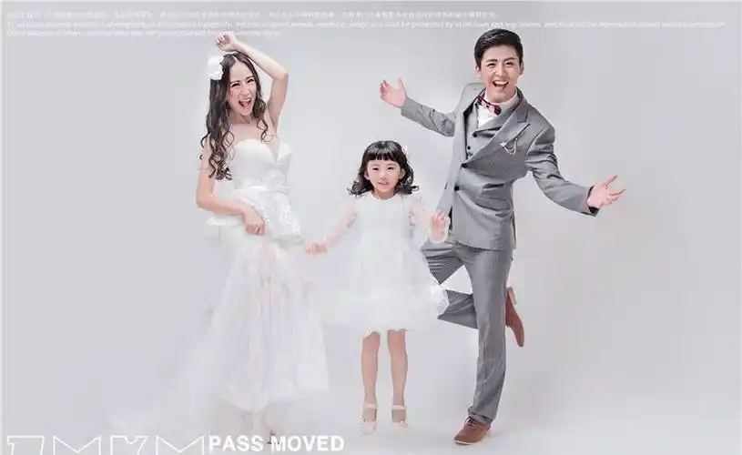 场景数量 1-2个 场景搭配 纯内景 内景 时光纪全家福内景棚 拍摄(张)