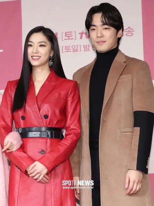 金正贤特别出演徐智慧新剧《一起吃晚餐吗》