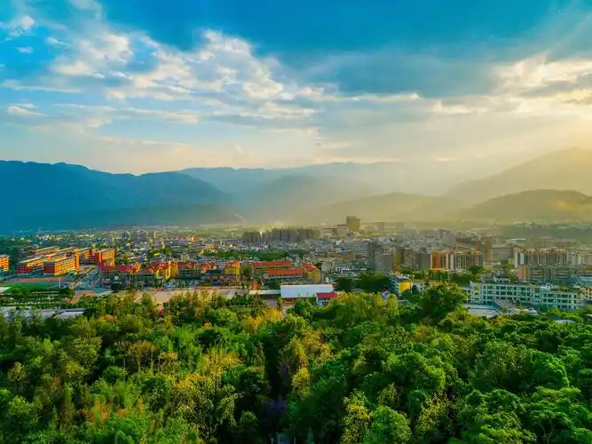 镜头下的大凉山:凉山州成立70周年县市风采——宁南县