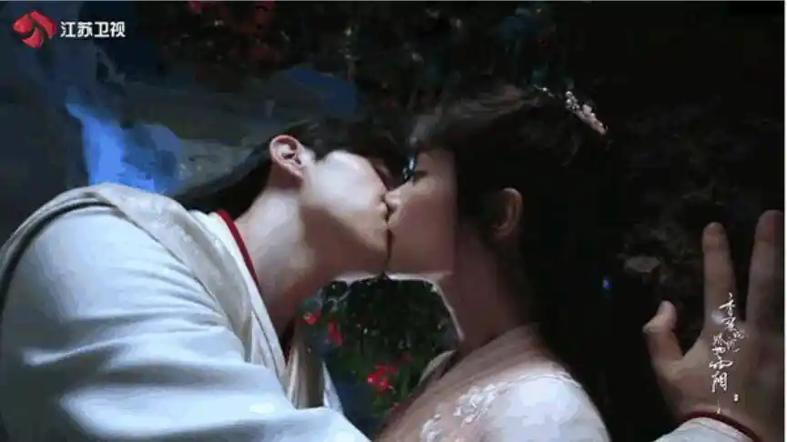 原创杨紫和男星吻戏肖战浅吻邓伦深吻井柏然路透好温柔最爱李现