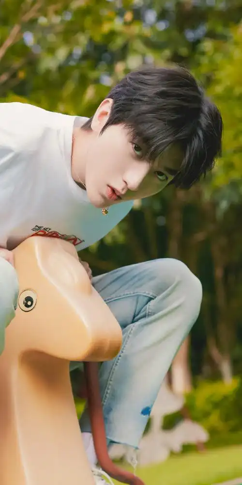 蔡徐坤超话蔡徐坤高清壁纸第10期自修 | 他老婆才可以赞#蔡徐坤