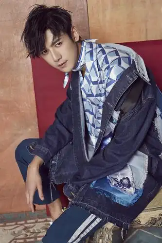 李鹤御前夜巡使定档0714终极预告吸人眼球