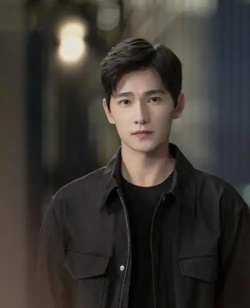 杨洋,肖战,赵露思,蒋依依,tfboys | 情感故事_情感婚姻_明星娱乐八卦