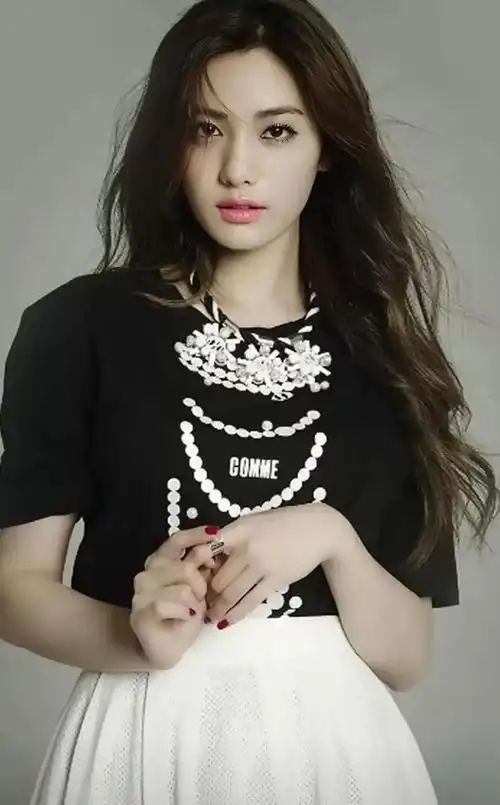 美女林珍娜,美艳动人,温婉秀雅的写真照!_高清图集_新浪网