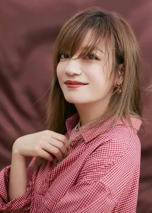 赵薇酷飒优雅写真图片