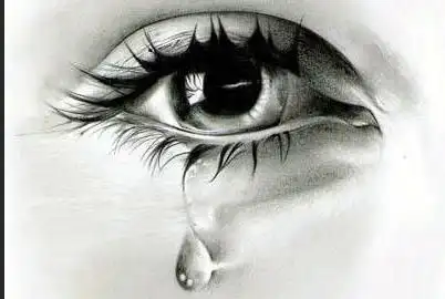 流泪的眼睛素描画 伤感素描图片