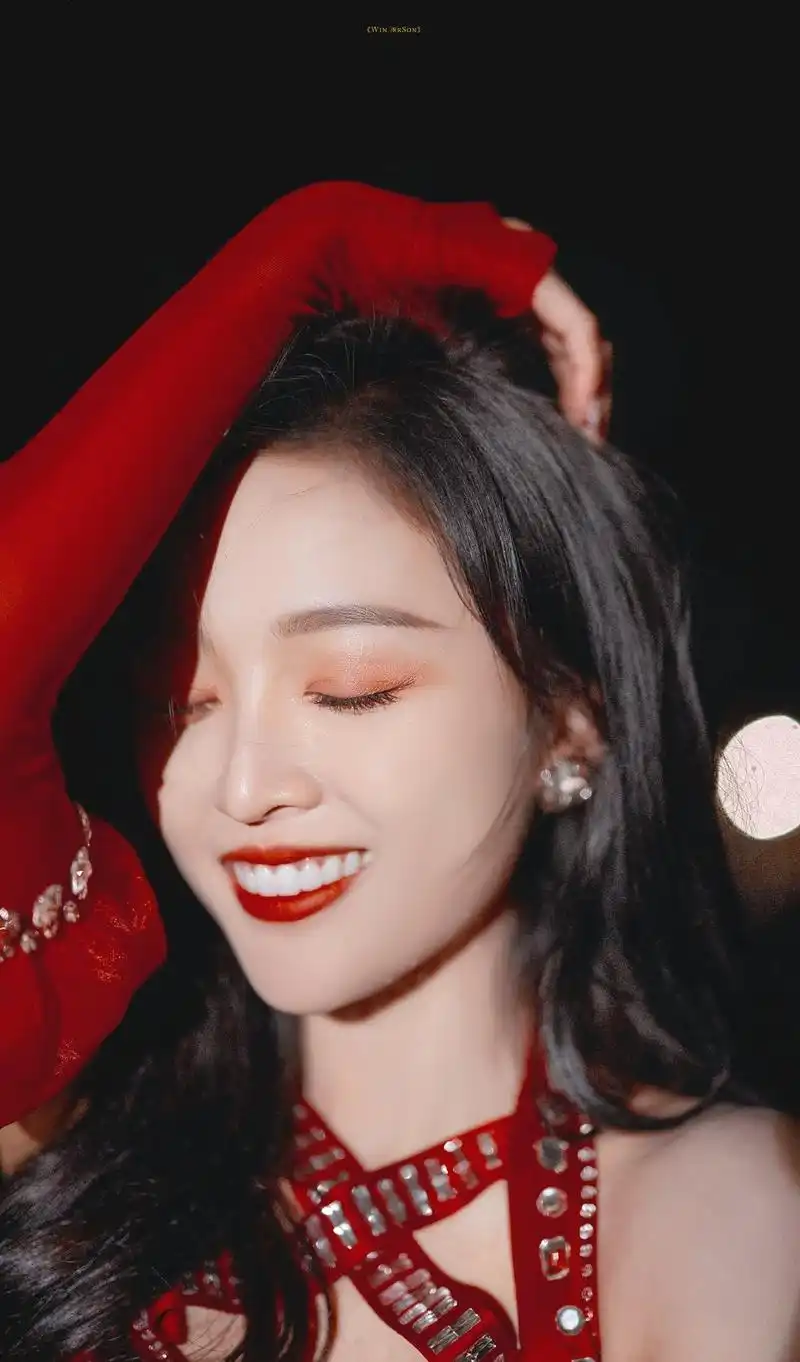 明星写真美图|吴宣仪