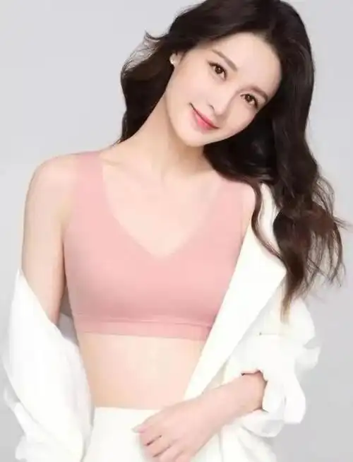 李沁内衣广告惊艳亮相!曲线玲珑太美,让人看的不好意思!