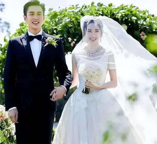 有种蜕变叫唐艺昕结婚老公张若昀变化不大她却像换了个人