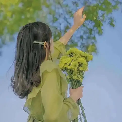 头像分享,春天来了,来一组小清新的绿色女生头像