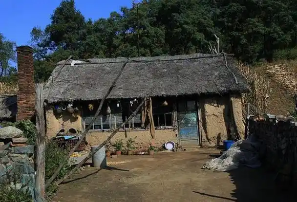 80年代东北农村民俗老照片,有些风俗早已消失,看懂的人满眼泪水