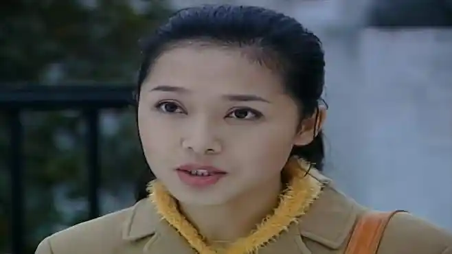 危情实录:老总外面偷吃,怎料被原配发现,霸气上门宣誓主权-影视综视频