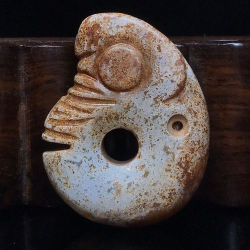 精选古玩古董仿古鸡骨白包浆老岫玉古玉玉猪龙小件挂件把玩件收藏