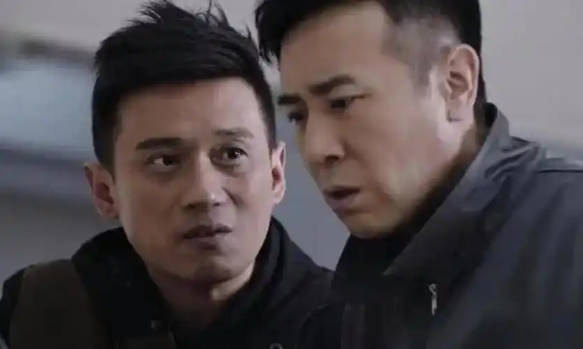 回顾徐洪浩比妻子大10岁家里家外被妻子领导风光背后有眼泪