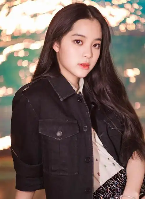 赵丽颖欧阳娜娜时隔两年同框(人生赢家欧阳娜娜)(22)