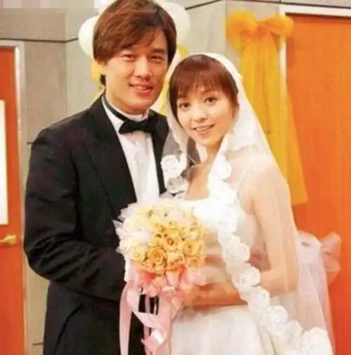 靠演技演活霸总,娶小学同学郭晏青,21年宠妻如宝|郭晏青|王耀庆|妻子