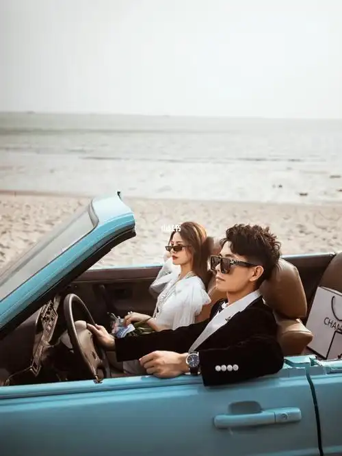 这才是北海沙滩跑车婚纱照的,正确打开方式