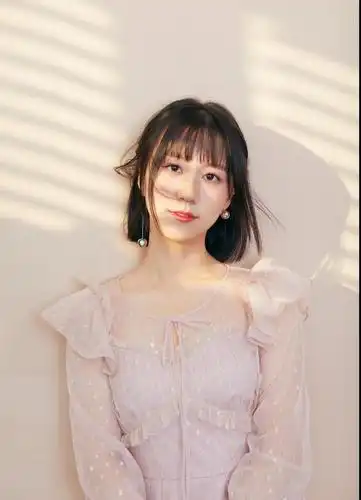 感恩平凡珍惜当下 谢春花新单《最想要的生活就在现在》首播