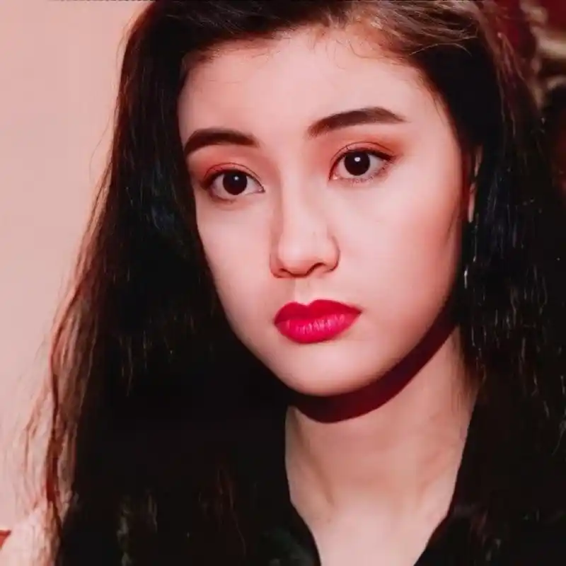 港风美女明星女生头像,让你成为朋友圈的焦点!