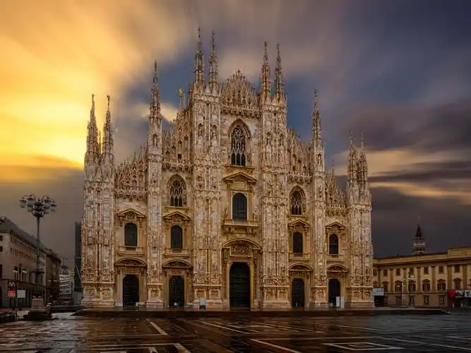 壁纸 米兰大教堂,意大利,太阳光芒,黎明 2880x1800 hd 高清壁纸, 图片