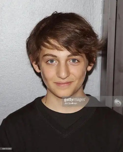 朱利安·夏特金 julian shatkin的图片