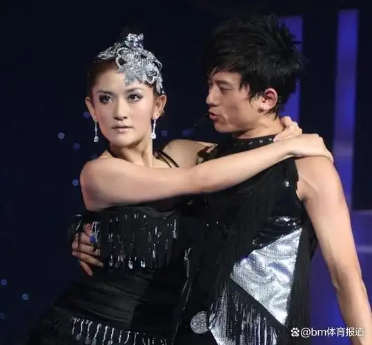 把青春爱情给了刘烨,把生活和婚姻给了张杰,谢娜才是真的懂爱情